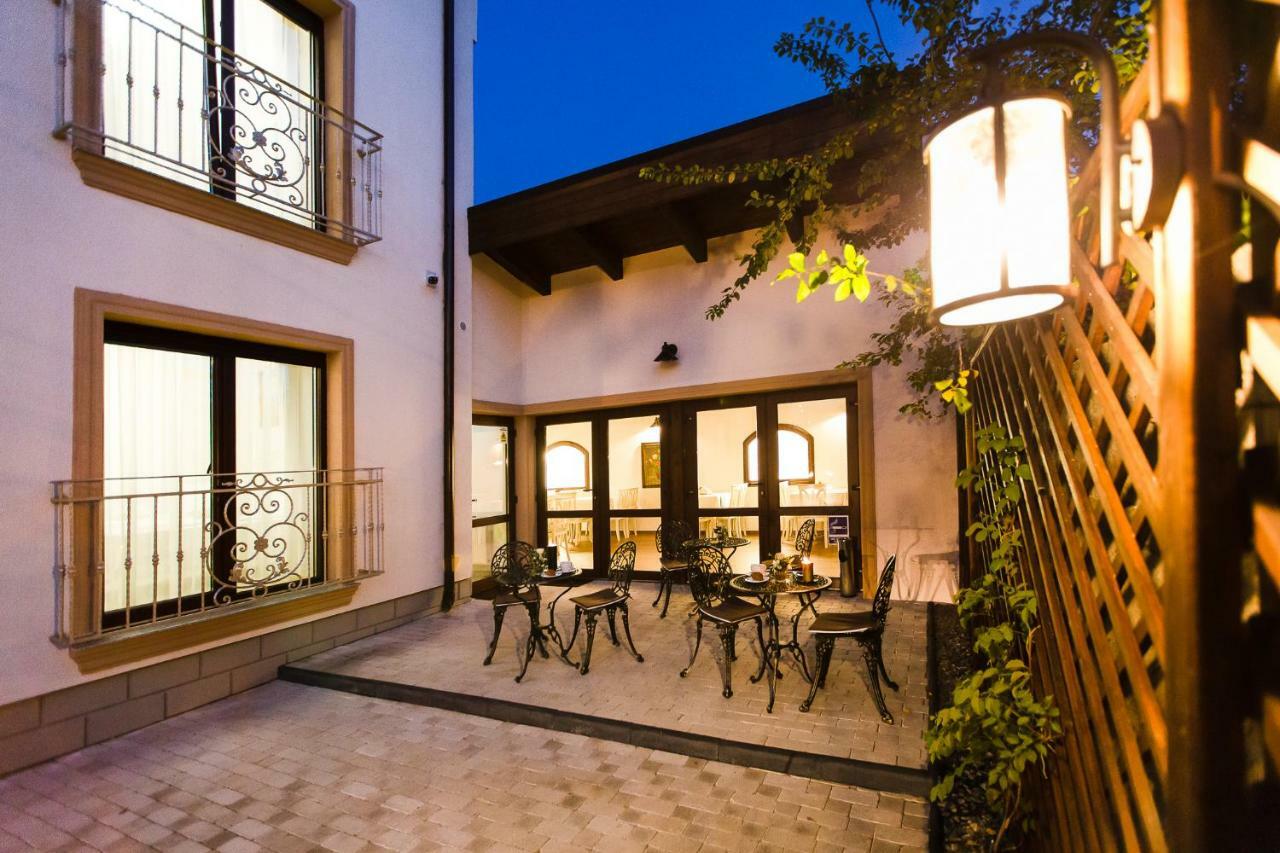 Hotel Ave, Alba! Alba Iulia Zewnętrze zdjęcie