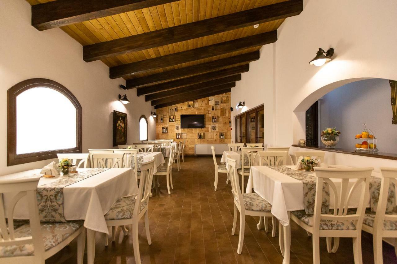 Hotel Ave, Alba! Alba Iulia Zewnętrze zdjęcie