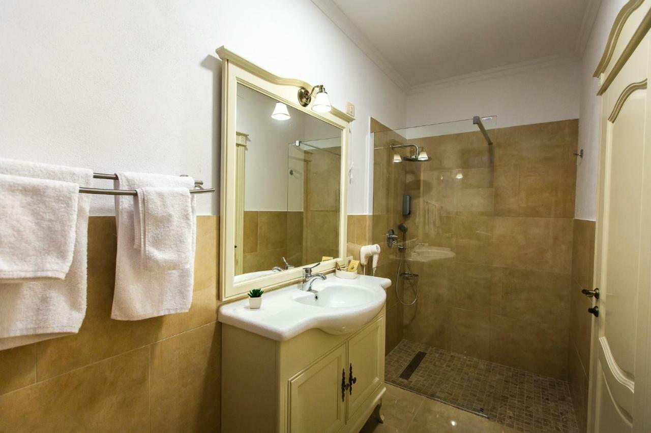 Hotel Ave, Alba! Alba Iulia Zewnętrze zdjęcie