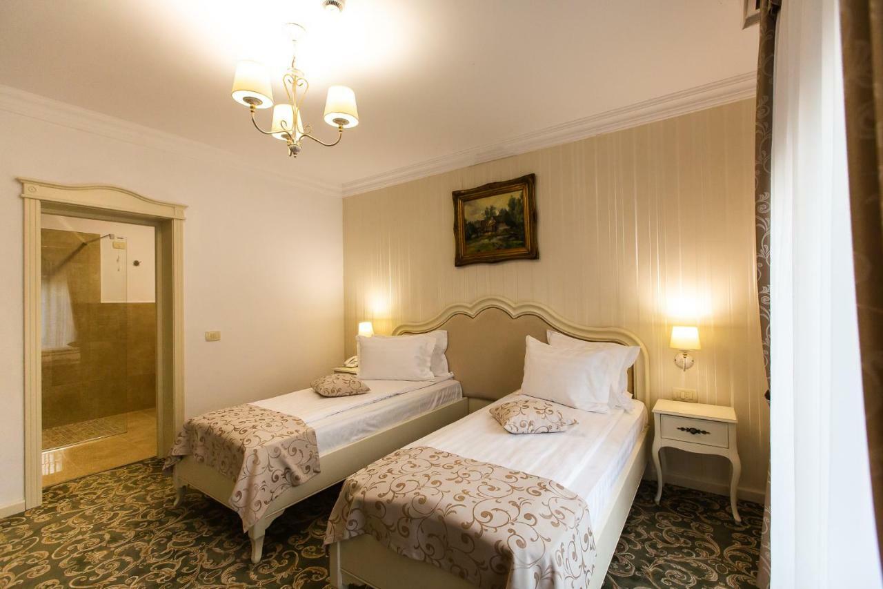 Hotel Ave, Alba! Alba Iulia Zewnętrze zdjęcie