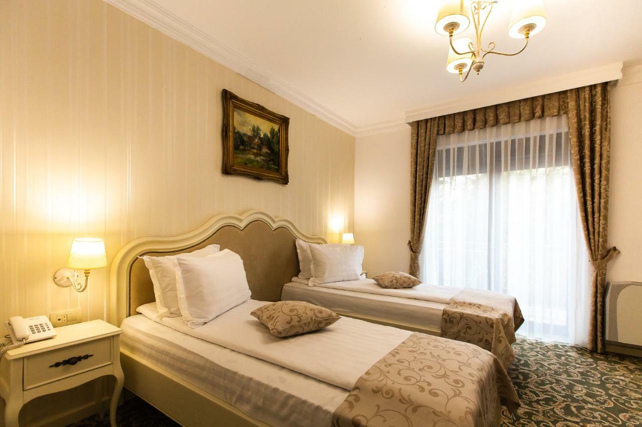 Hotel Ave, Alba! Alba Iulia Zewnętrze zdjęcie