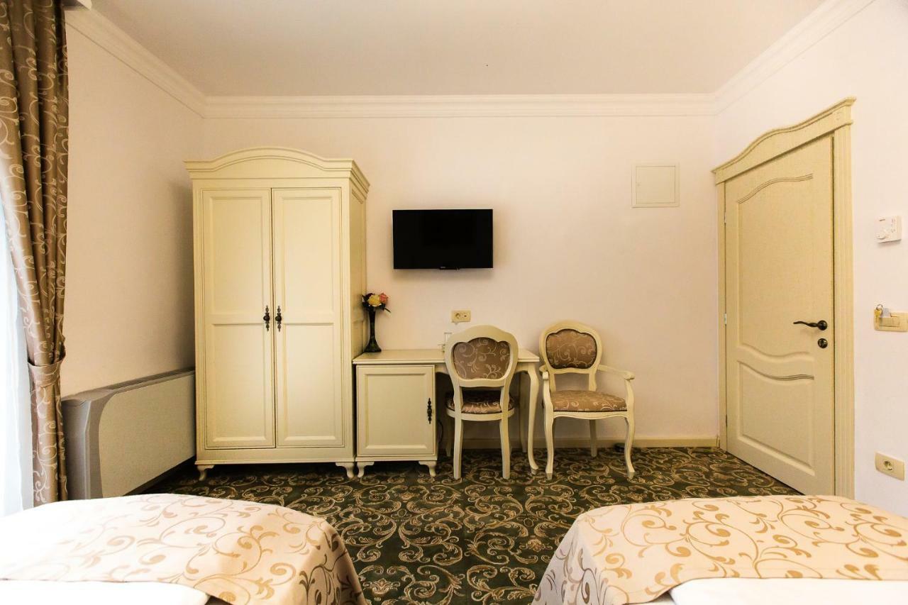 Hotel Ave, Alba! Alba Iulia Zewnętrze zdjęcie