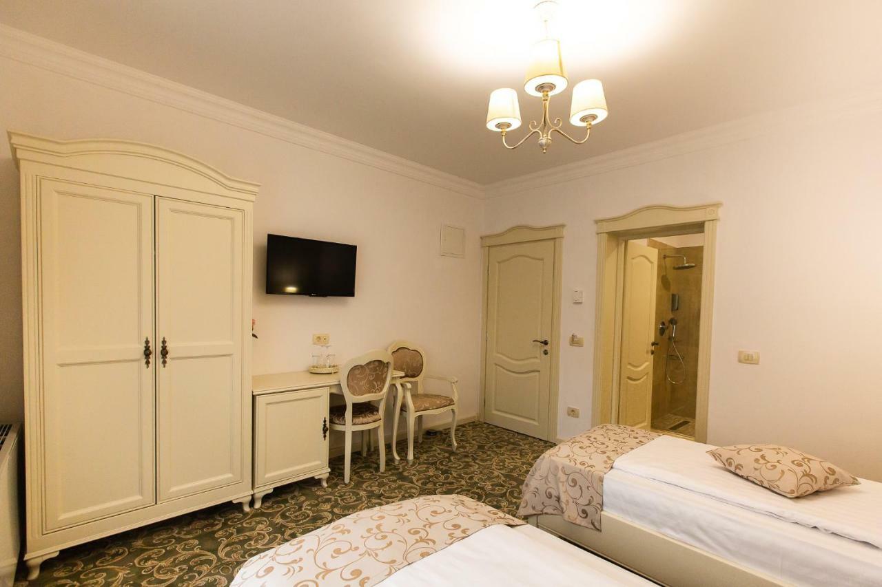 Hotel Ave, Alba! Alba Iulia Zewnętrze zdjęcie