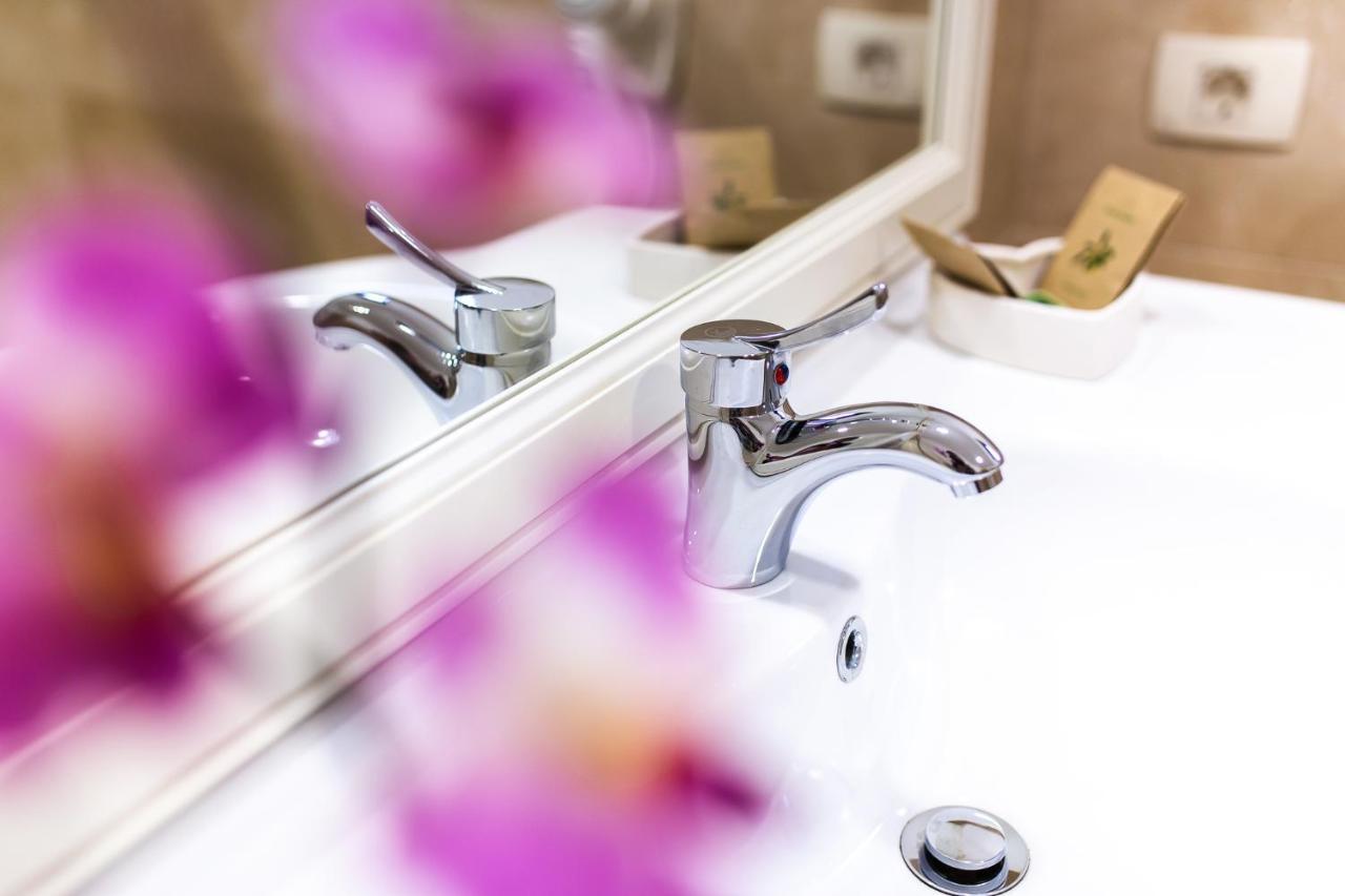 Hotel Ave, Alba! Alba Iulia Zewnętrze zdjęcie